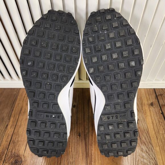 Nike Waffle Debut Mens Sz 8.5 Black White Trail Running Sneaker Shoes DH9522-001 main image 9